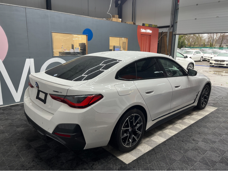 2022 BMW i4 €33950! 2022 BMW I4 ELECTRIC AUTOMATIC / CRUISE CONTROL / 360° PARKING CAMERA / ELECTRIC MEMORY & HEATED SEATS / HEATED REAR SEATS / APPLE CARPLAY / AMBIENT LIGHTS €33,950