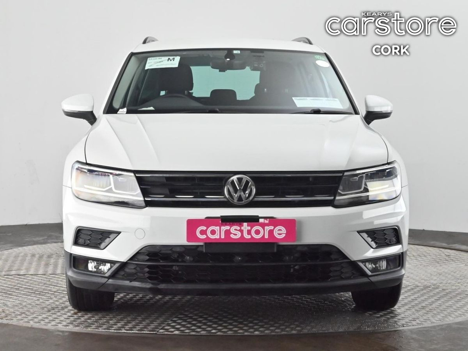 2018 Volkswagen Tiguan - image 8
