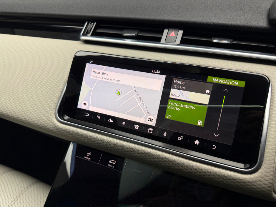 2017 Land Rover Range Rover Velar - image 21