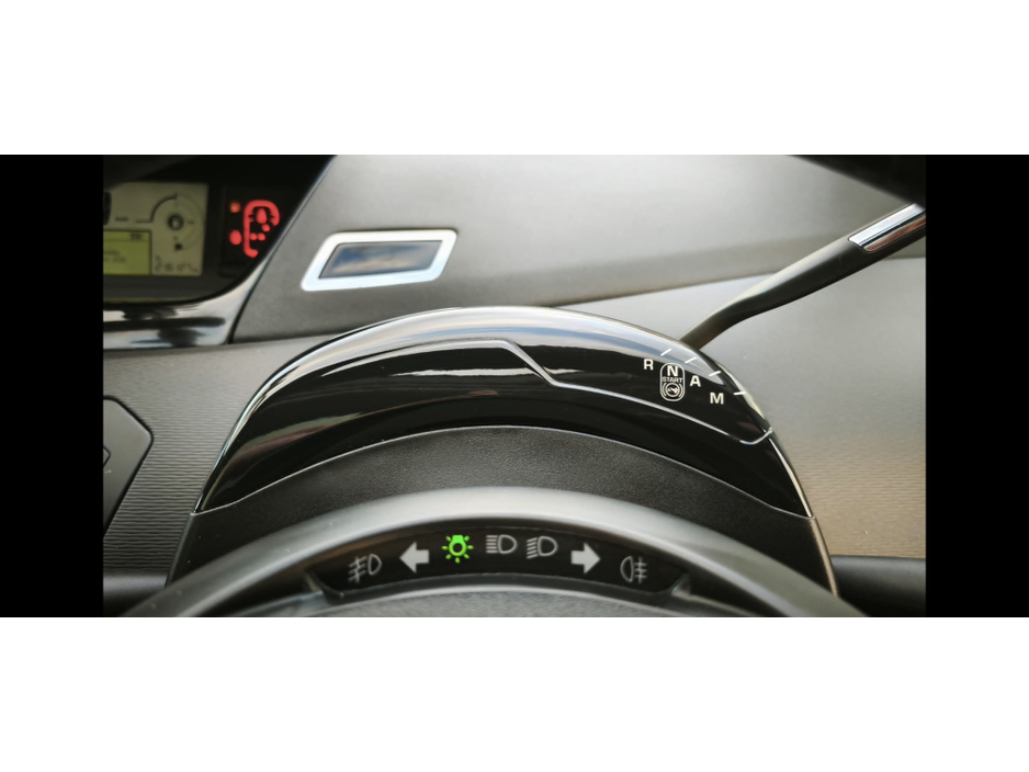 2013 Citroen Grand C4 Picasso - image 23