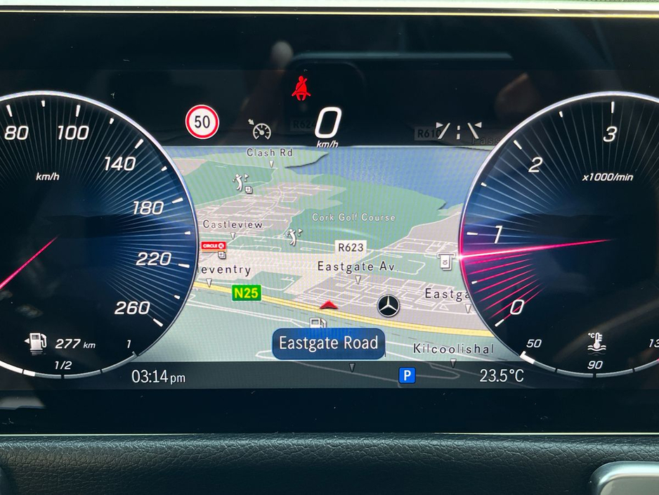 2025 Mercedes-Benz GLB - image 32