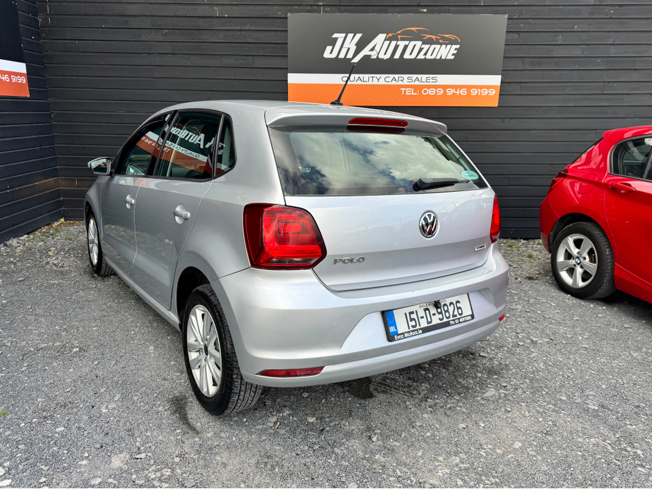 2015 Volkswagen Polo - image 7