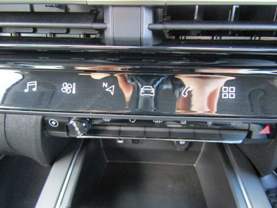 2023 Citroen C5 Aircross - image 27