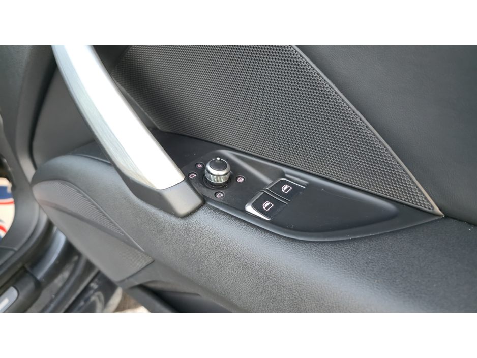 2015 Audi TT - image 7