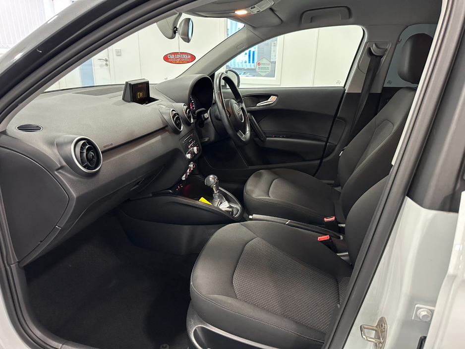 2016 Audi A1 - image 31