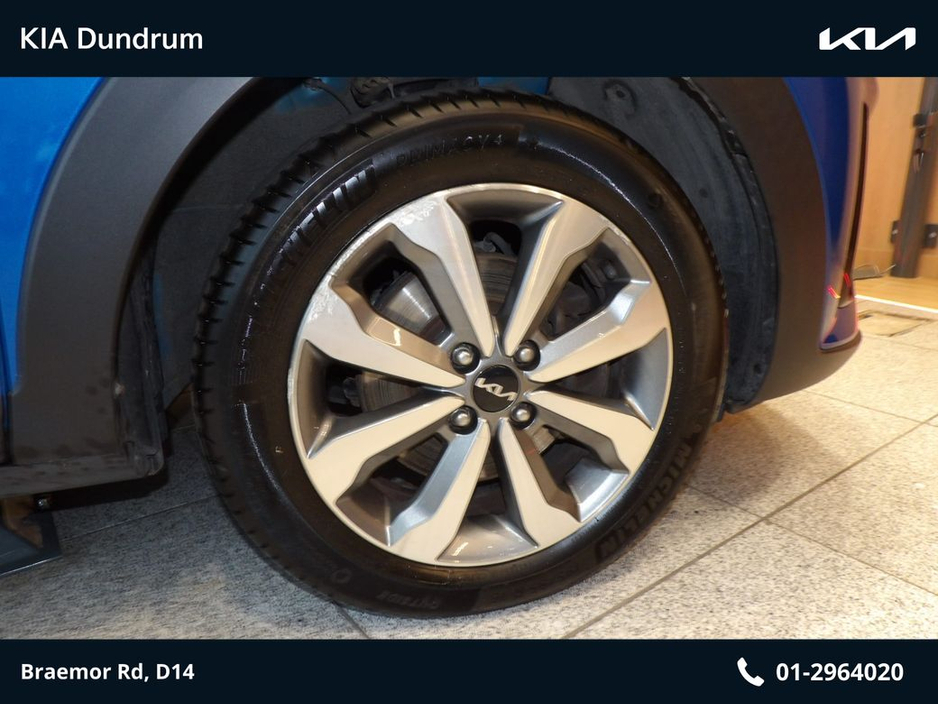 2022 Kia Stonic - image 10