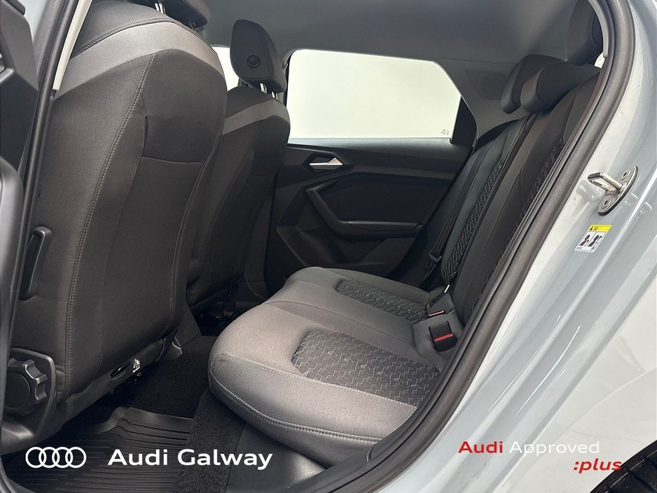 2022 Audi A1 - image 10