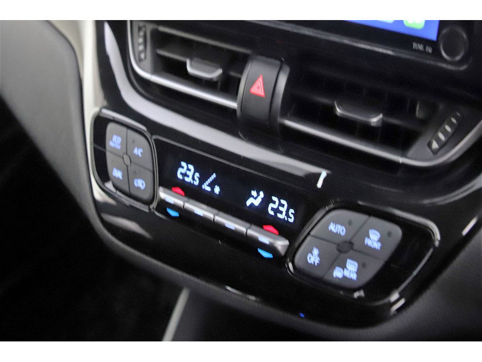 2017 Toyota C-HR 1.8 HYBRID *REVERSE CAM*ANDROID AUTO* €18,490