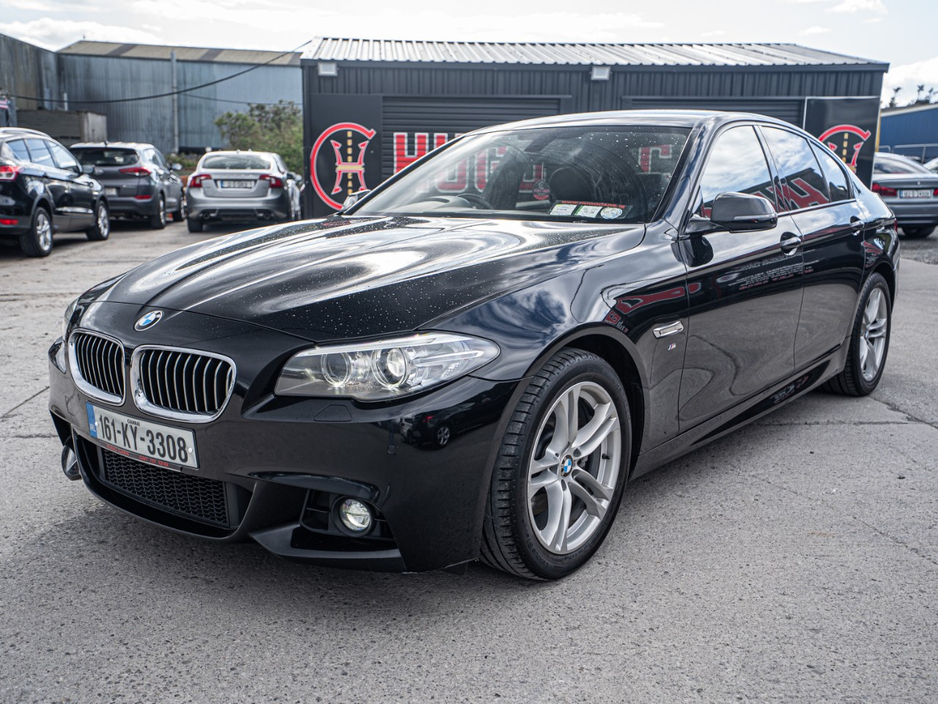 2016 BMW 5 Series - image 17