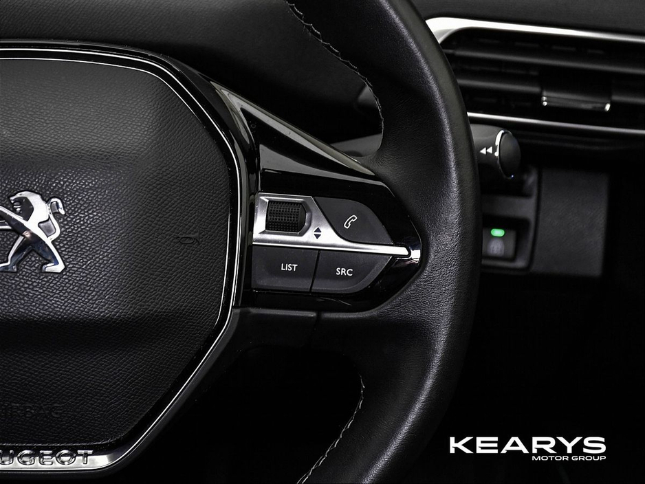 2021 Peugeot 5008 - image 19