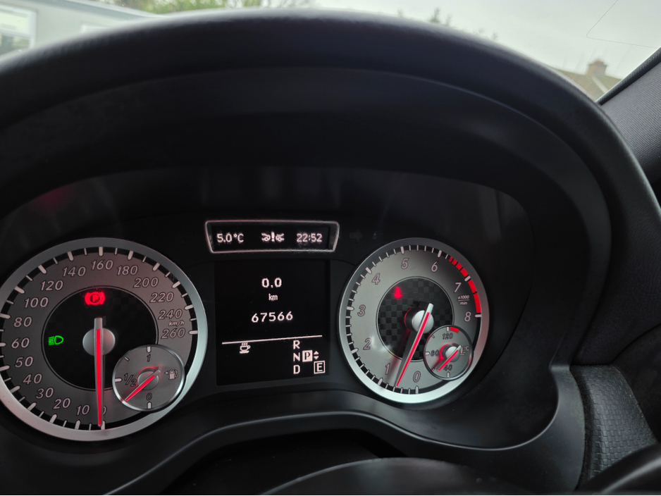 2013 Mercedes-Benz A Class A180 AMG INTERIOR HALF LEATHER SEATS / HI SPEC / SYSTEM LOW ROAD TAX BAND / SIMI DEALER