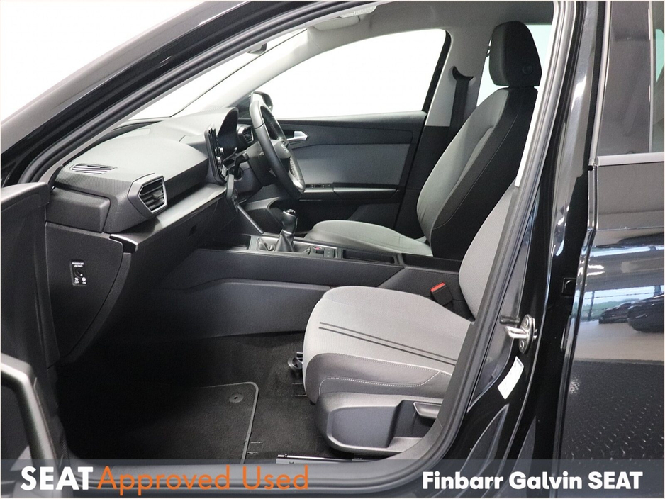 2022 SEAT Leon - image 8