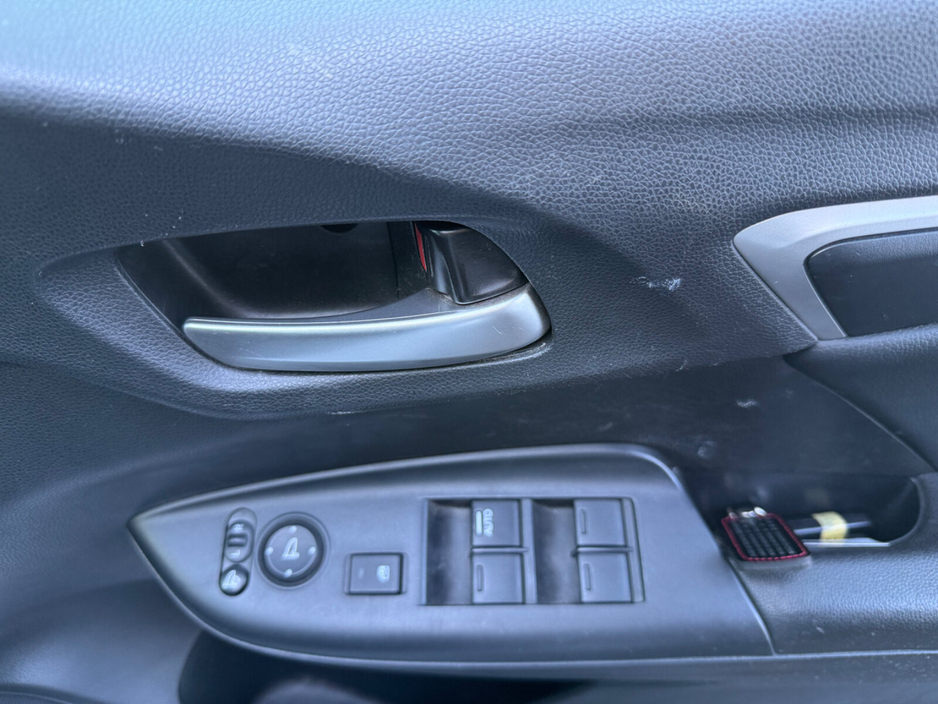 2018 Honda Fit - image 16