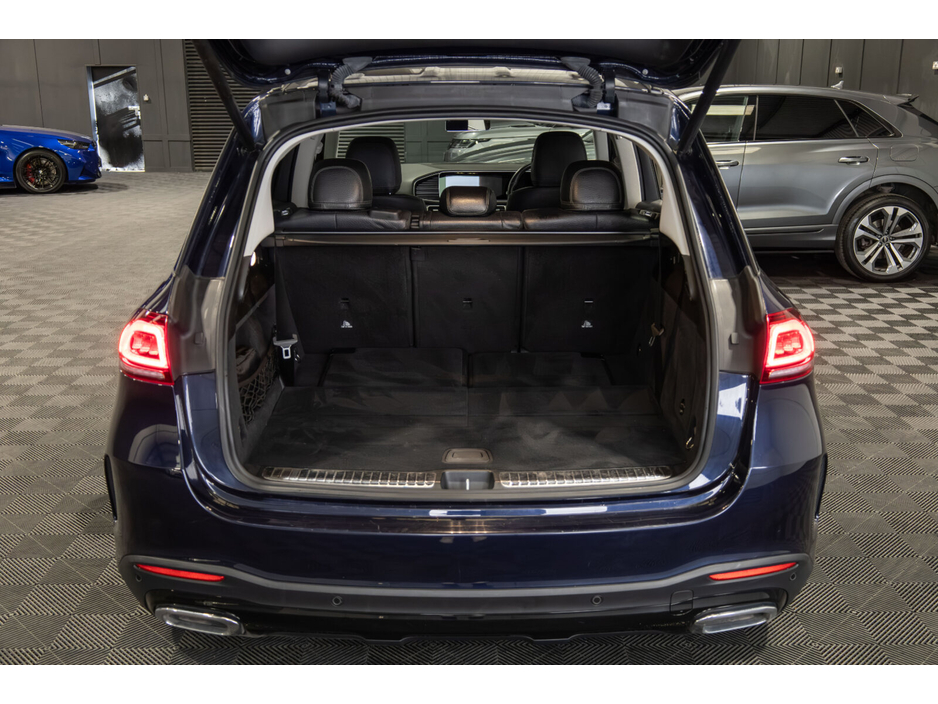 2022 Mercedes-Benz GLE Class - image 13