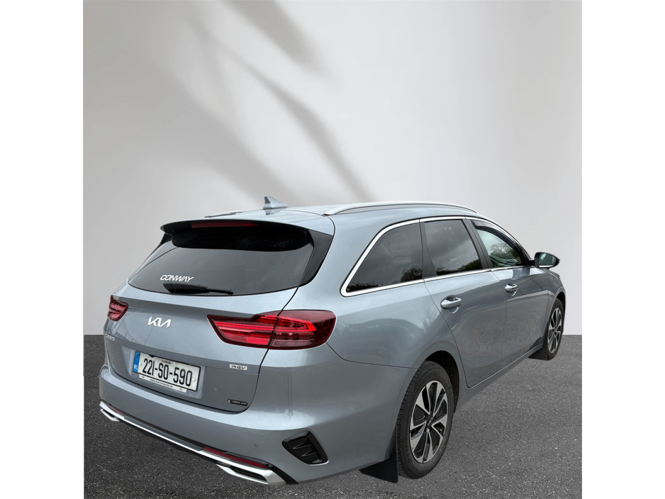 2022 Kia Ceed - image 10