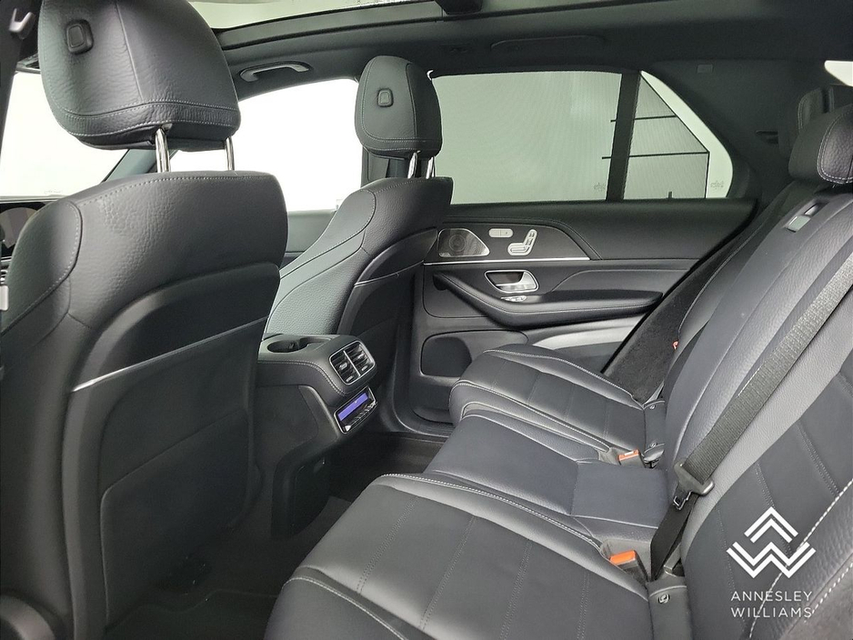 2025 Mercedes-Benz GLE Class - image 15