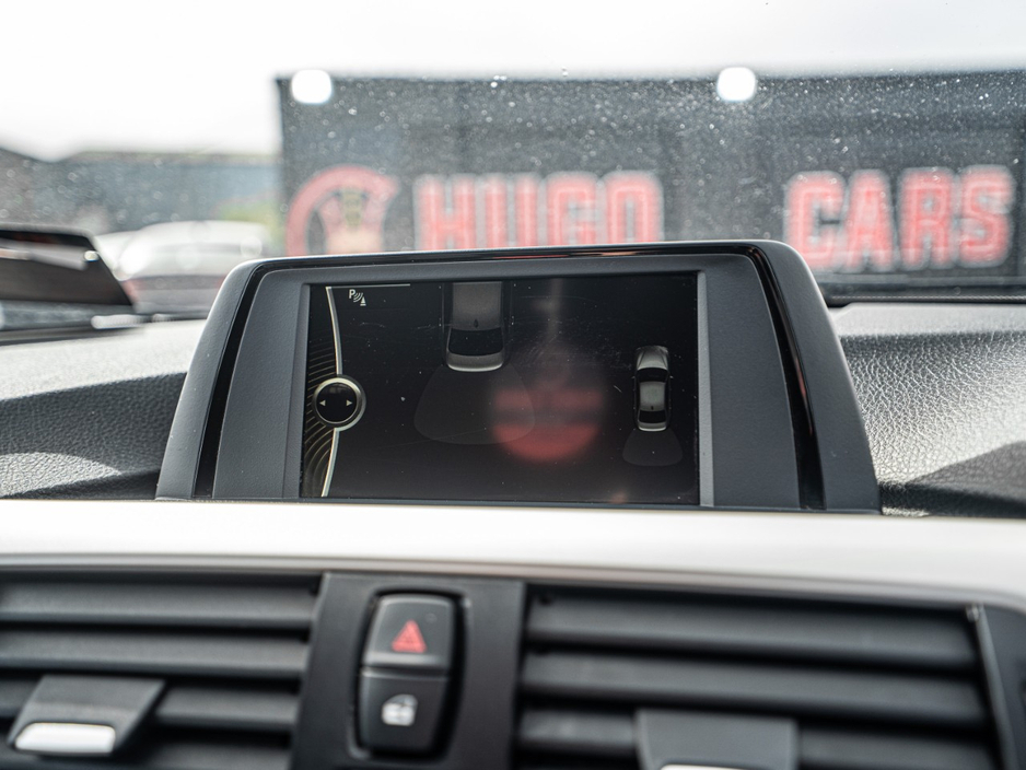 2014 BMW 3 Series - image 22