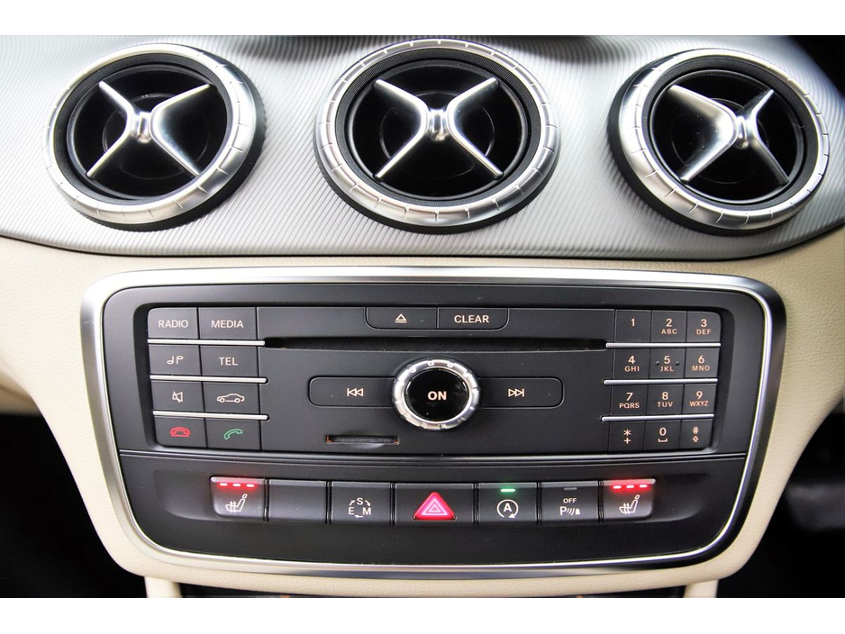 2015 Mercedes-Benz CLA Class - image 22