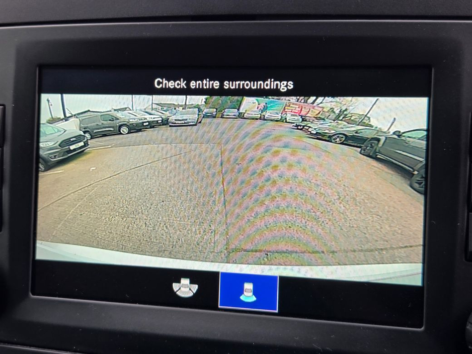 2021 Mercedes-Benz Vito - image 11