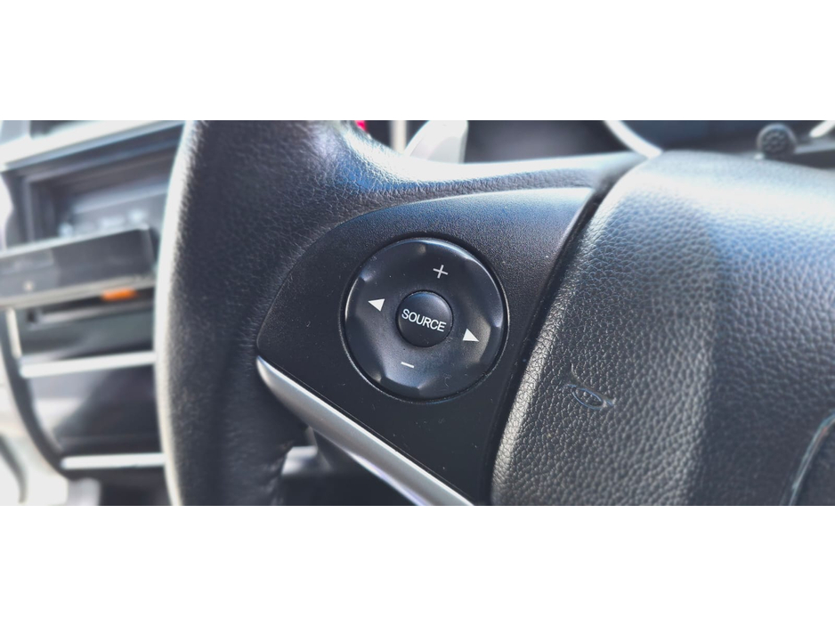 2015 Honda Fit - image 26