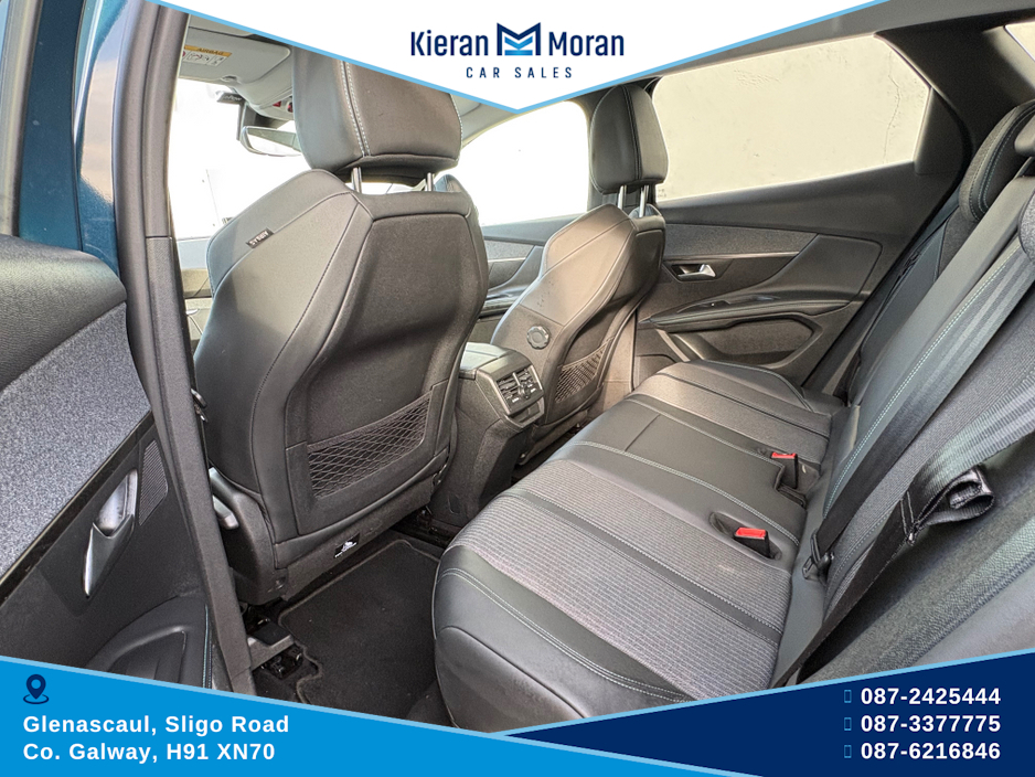 2022 Peugeot 3008 - image 14