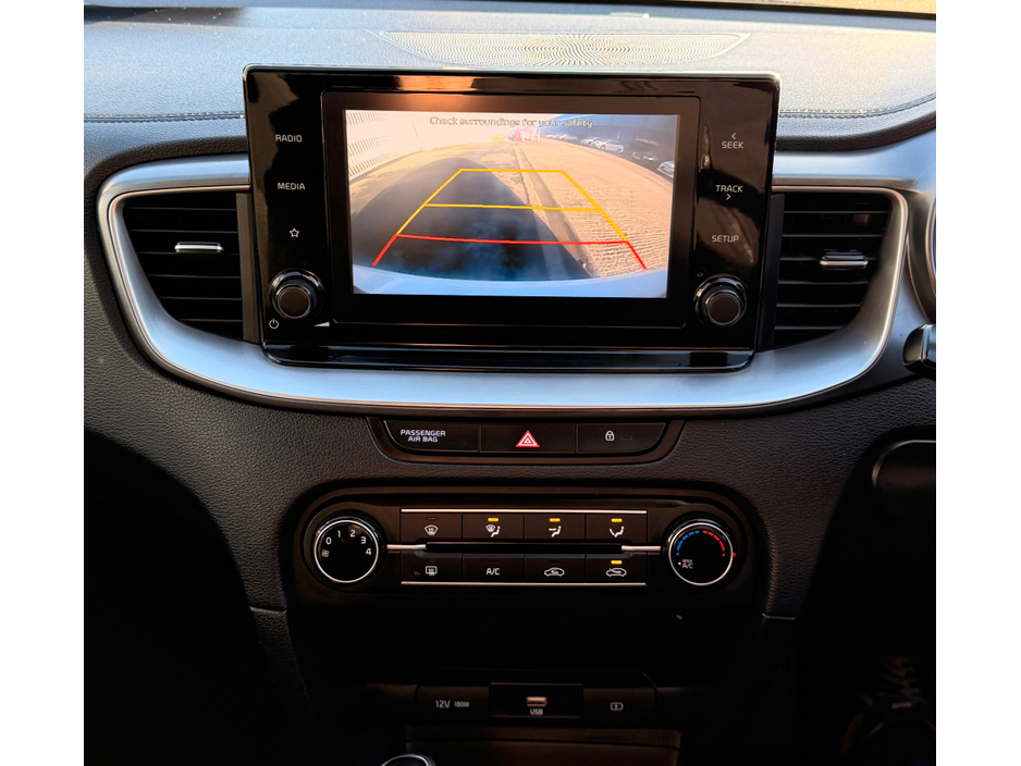 2021 Kia Ceed COMMERCIAL €9,715