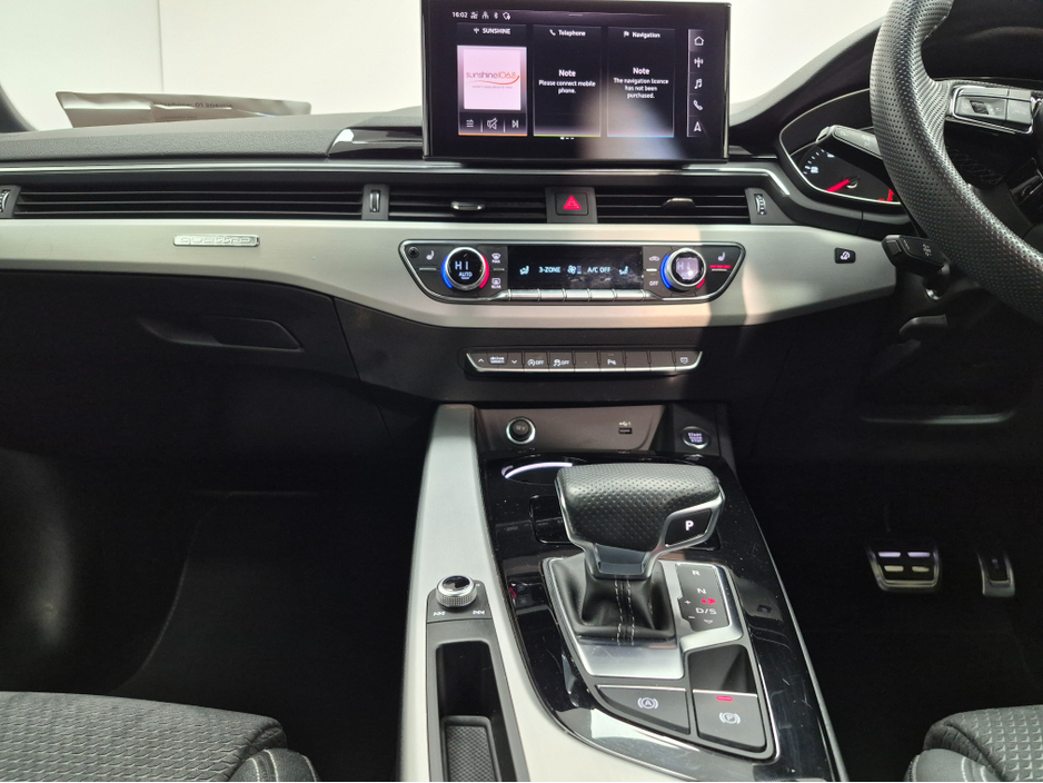 2023 Audi A4 - image 14