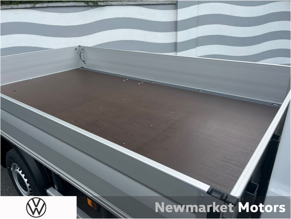 2026 Volkswagen Crafter - image 4