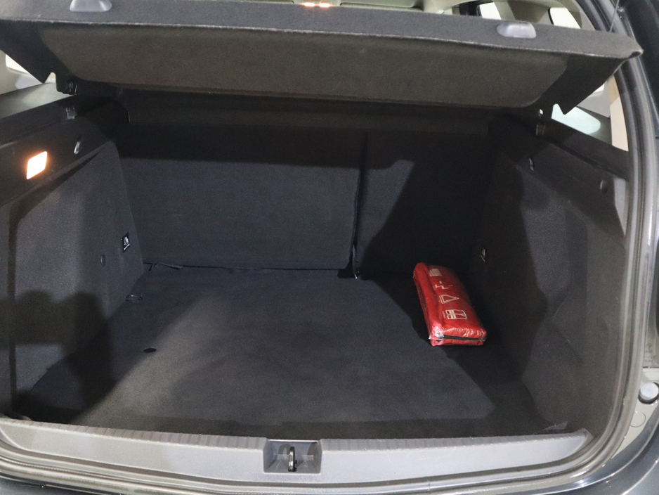 2019 Dacia Duster - image 23