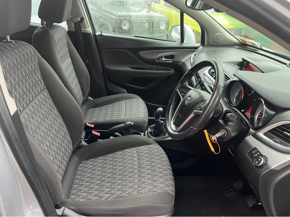 2016 Opel Mokka - image 8