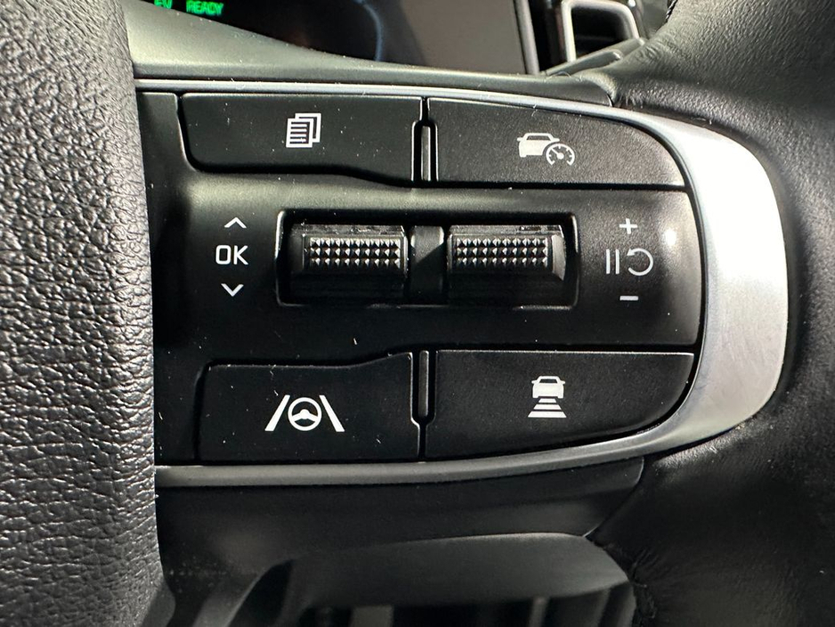 2023 Kia Sportage - image 14