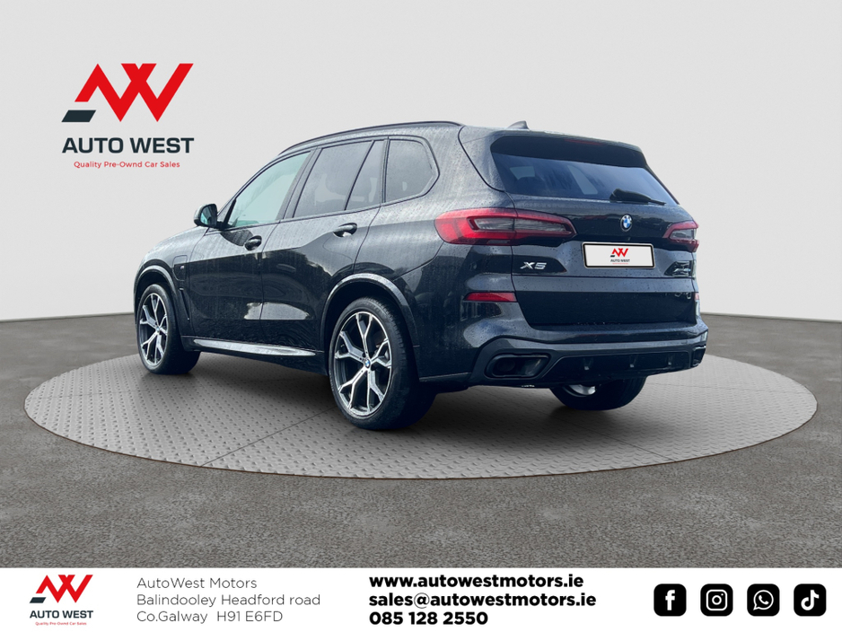 2021 BMW X5 2021 BMW X5 XDrive 45e M Sport Black Edition €49,950
