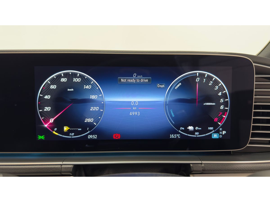 2025 Mercedes-Benz GLE Class - image 8