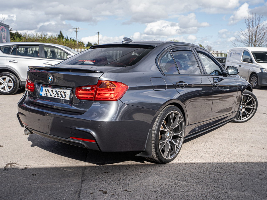 2014 BMW 3 Series - image 4