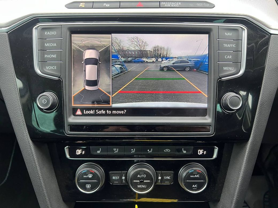 2017 Volkswagen Passat GTE 1.4 HYBRID // FULL SERVICE HISTORY // LEATHER HEATED SEATS // 18" ALLOYS // APPLE CARPLAY/ANDROID AUTO €18,900