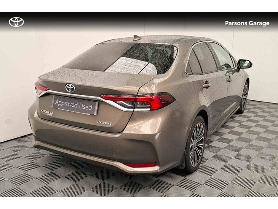 2019 Toyota Corolla - image 2