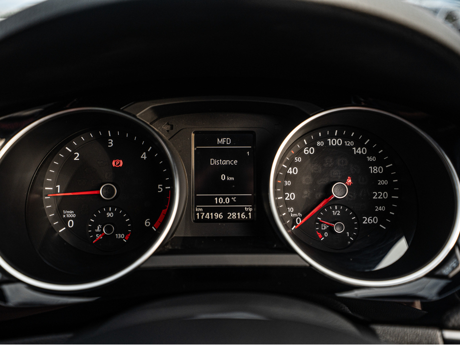 2017 Volkswagen Jetta - image 18