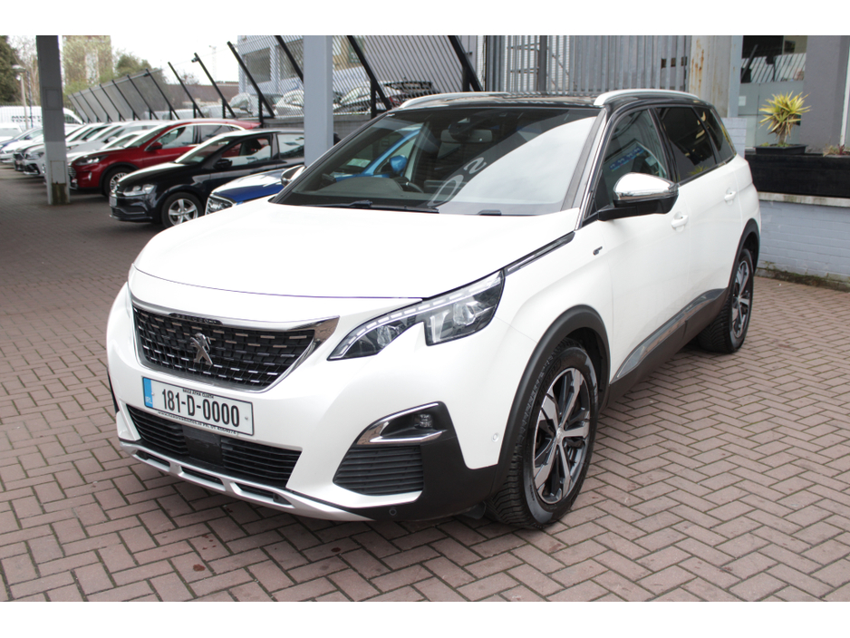 2018 Peugeot 5008 - image 8