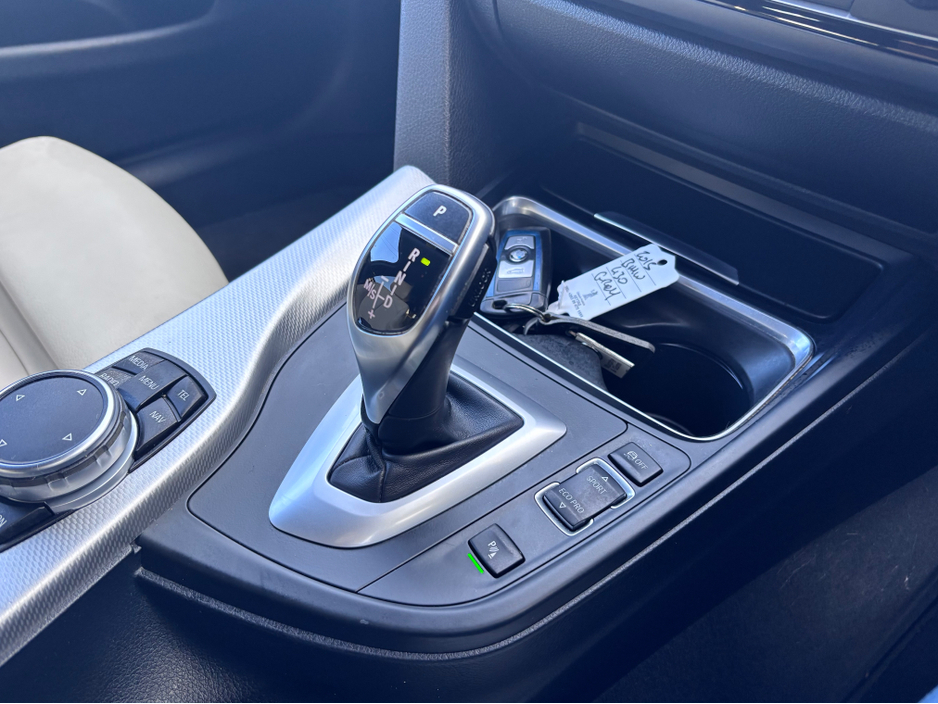 2015 BMW 4 Series - image 11