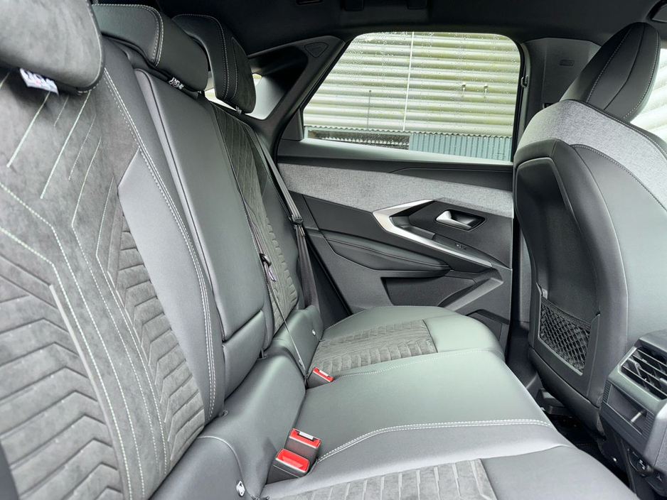 2026 Peugeot 3008 - image 10