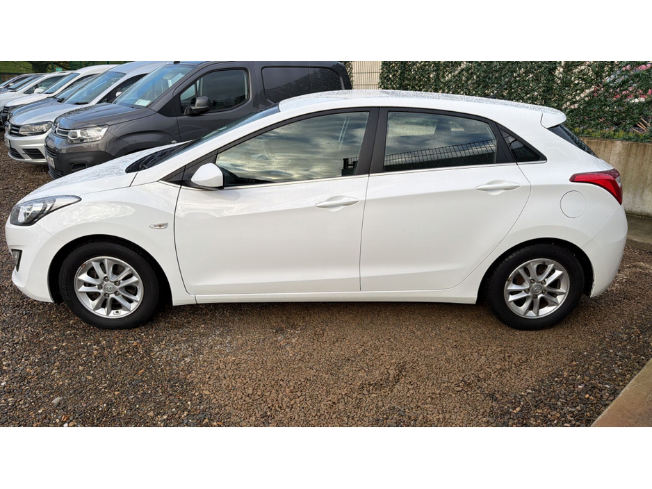 2015 Hyundai i30 SE BLUE DRIVE CRDI €10,250