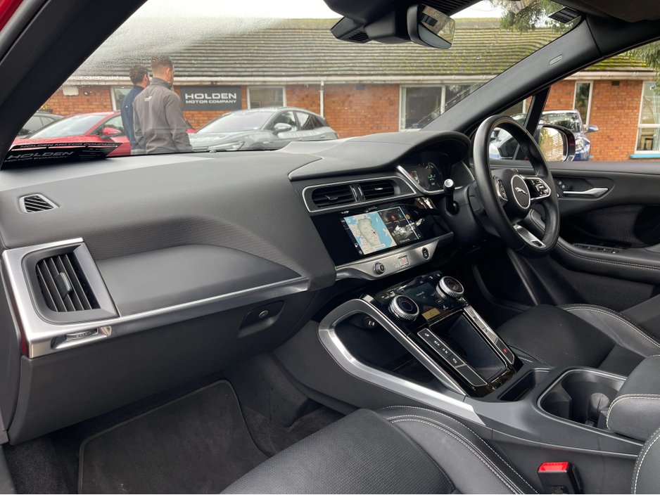 2023 Jaguar I-Pace - image 27
