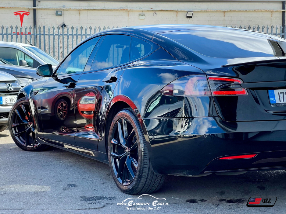 2017 Tesla Model S - image 8