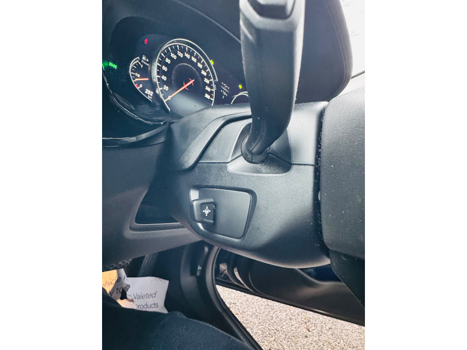 2018 BMW 5 Series - image 21