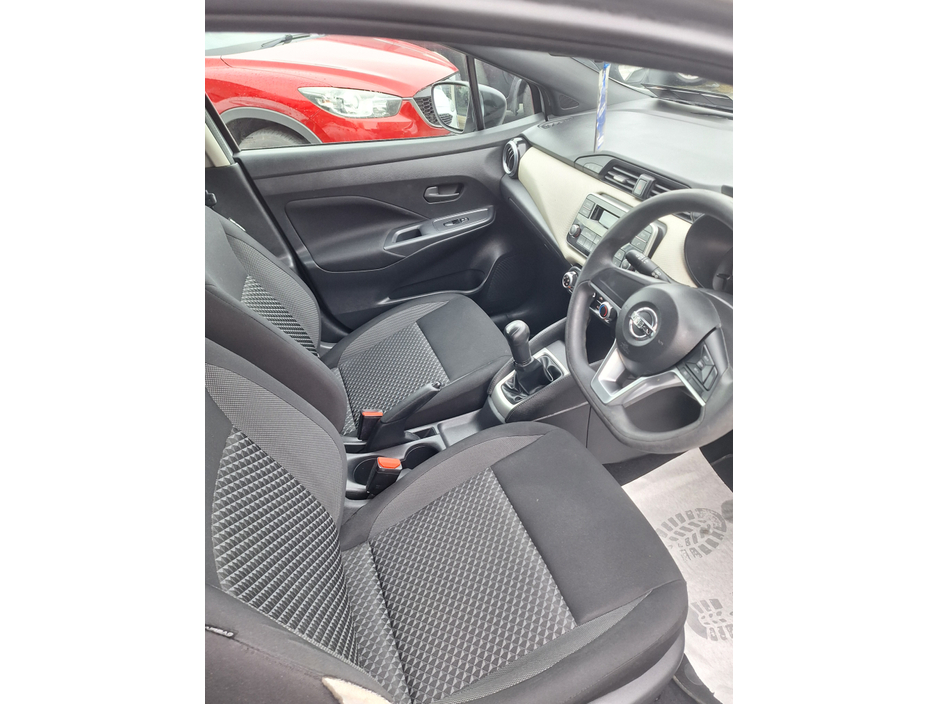 2018 Nissan Micra - image 9