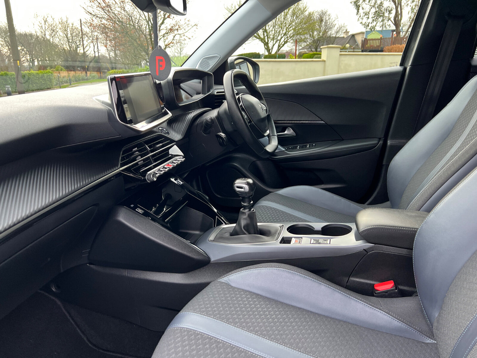 2020 Peugeot 2008 1.2 Puretech 100bhp Allure €17,950