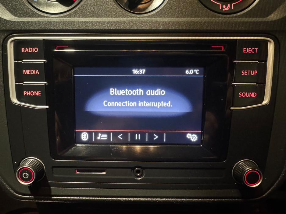 2020 Volkswagen Caddy - image 16