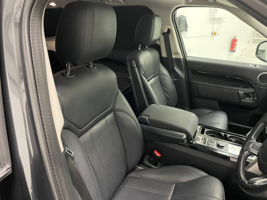 2019 Land Rover Discovery 3.0 V6 S/C 340 PS 4WD Auto HSE 7 Seat €24,995