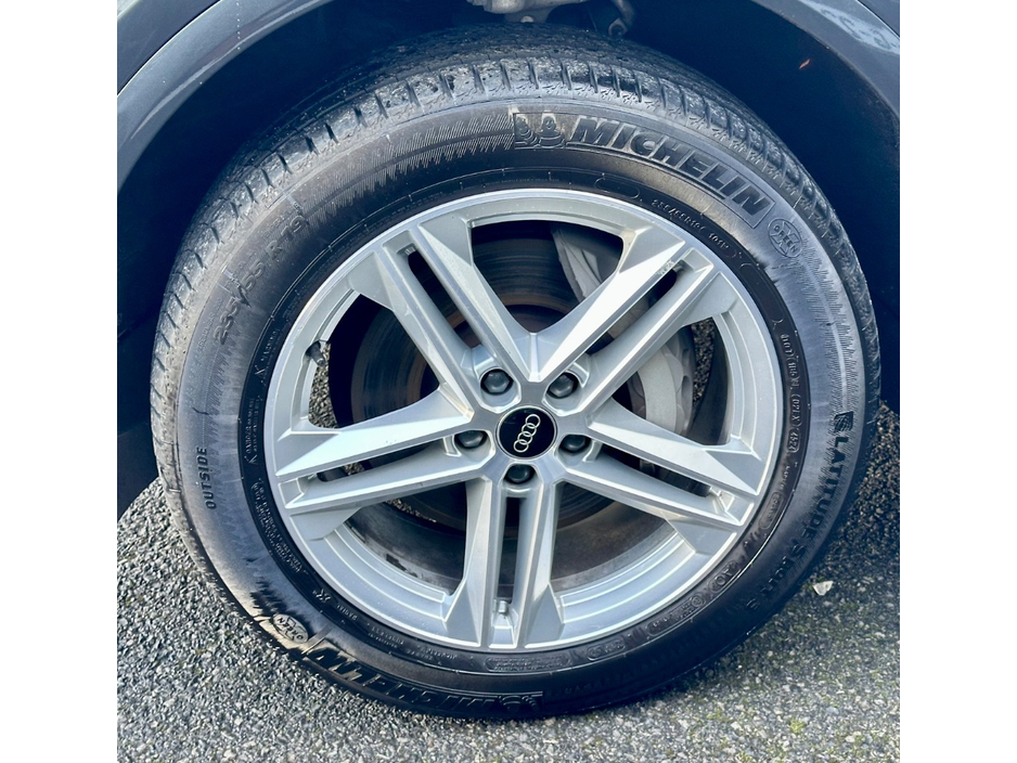 2023 Audi Q5 - image 22