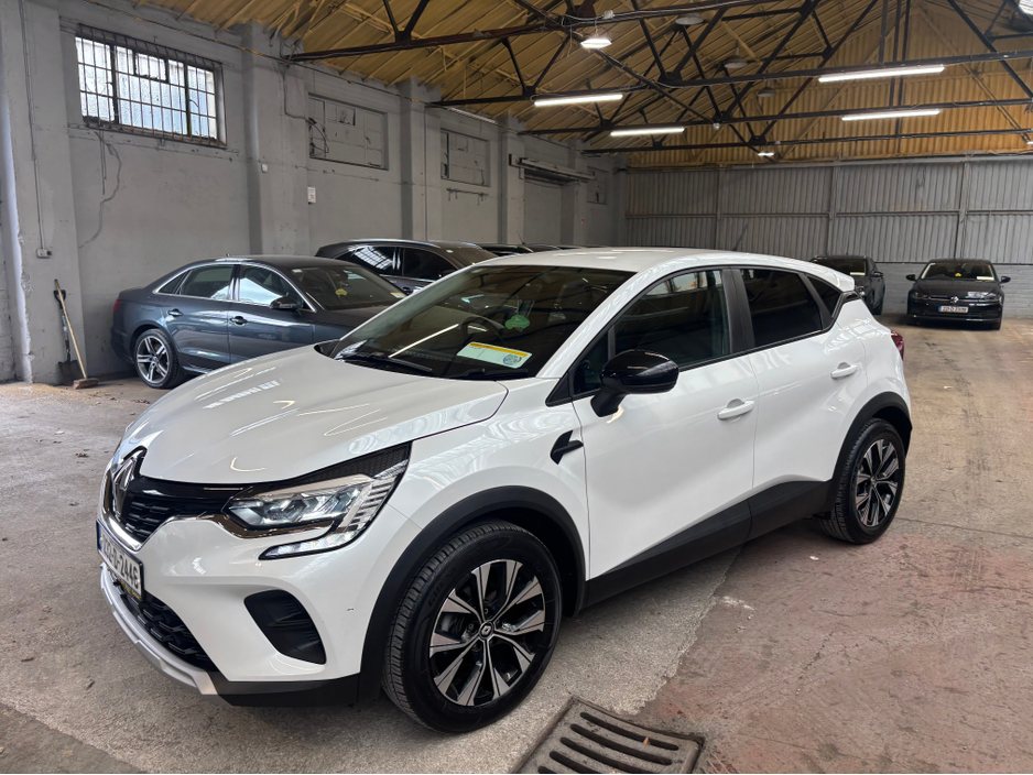 2023 Renault Captur - image 17